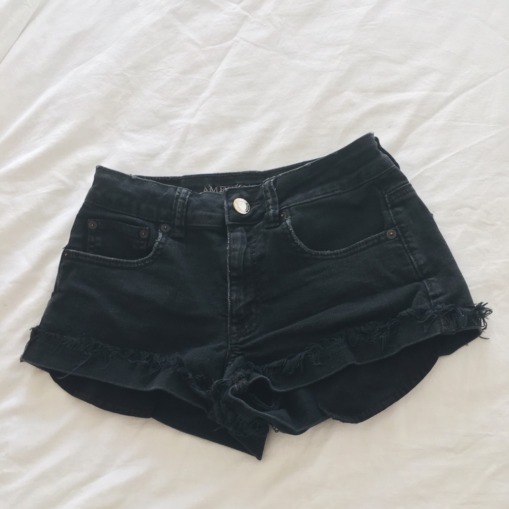 American Eagle black shorts